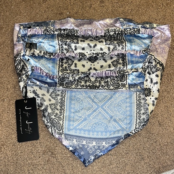 Silk bandana strapless top - Picture 4 of 7